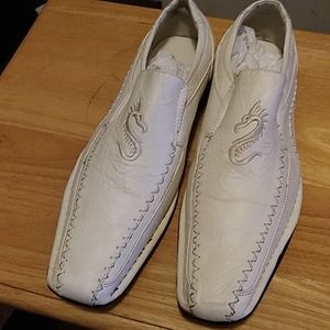 Men shoes size 10